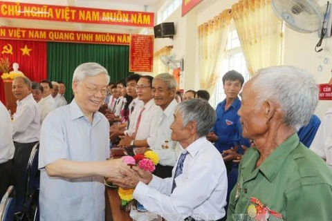 Party chief pays working visit to Phu Yen 