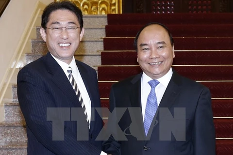 Prime Minister greets Japanese Foreign Minister 