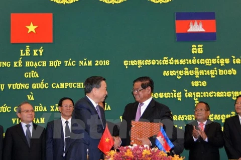 Vietnam, Cambodia boost cooperation in fighting crime 