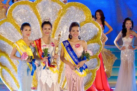 Hoa Binh province’s girl named Miss Sea Vietnam 2016 