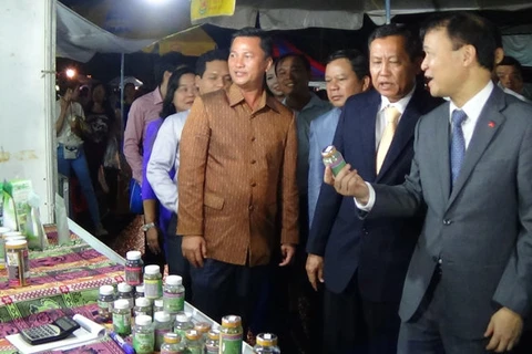 An Giang: Tinh Bien trade fair pulls in 17 billion VND