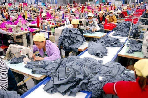 Vietnam leads in import of RoK clothes 