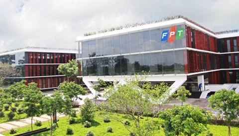 FPT earning up in first five months of 2016