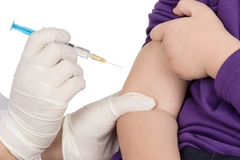 Indonesian parents told to consult doctors amid fake vaccine scandal 