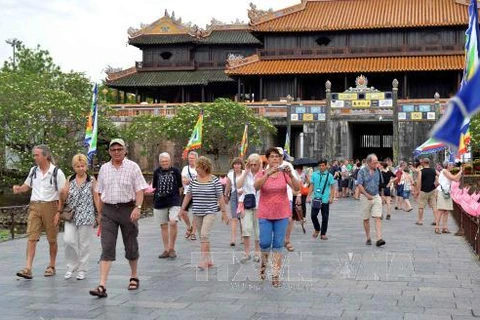 Vietnam welcomes over 4.7 million int’l arrivals in H1