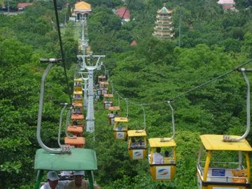 Ba Na Hills named best resort in Vietnam
