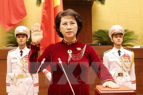 Nguyen Thi Kim Ngan re-elected as 14th NA Chairwoman 