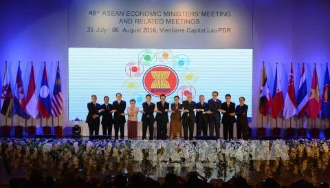 ASEAN economic ministers mull multiple issues 