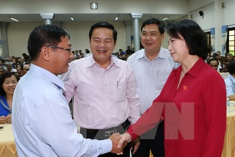 Top legislator meets with Can Tho voters 