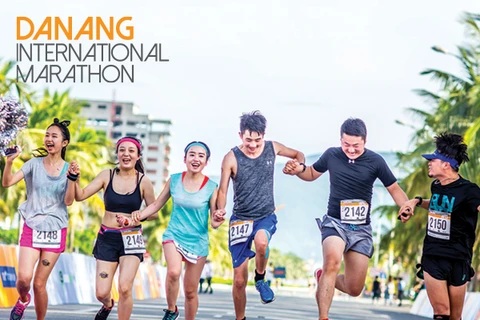 In’l marathon dashes along Da Nang’s beach
