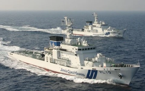 Japan, Philippines talk transfer of coast guard ships 