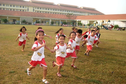 Dong Nai: 3-mln-USD kindergarten launched for workers’ children 