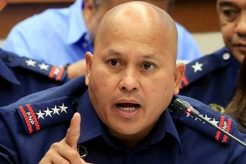 Philippines: 300 police involved in drug