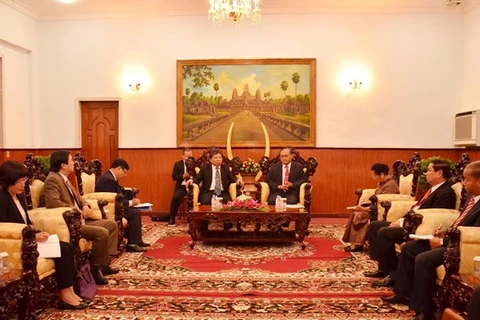 Cambodia will try best to boost ties with Vietnam: Official 
