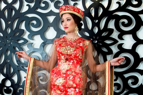 Vietnamese beauty among top 10 Int’l Tourism Queens