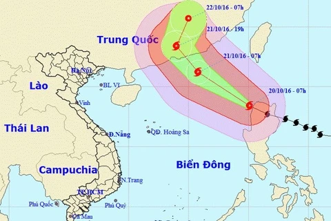Typhoon Haima enters East Sea