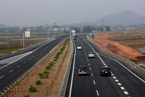 Vietnam cross-border road transport needs major upgrade 