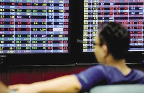 Vietnam stocks decline for a fourth day