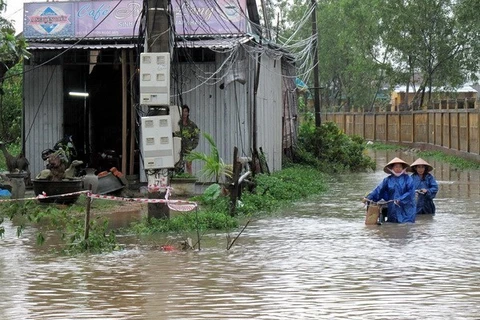 Floods continue to hit central region