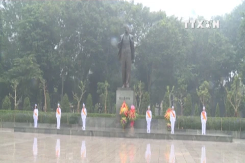 Russia’s October Revolution commemorated in Hanoi