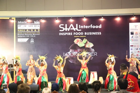 Vietnam introduces products at Indonesia food expo