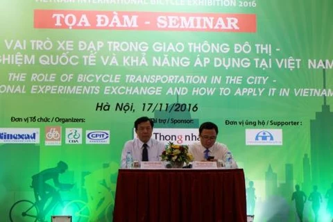 Hanoi hosts seminar on bicycles in city