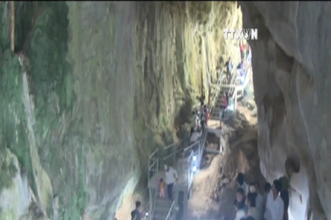 Con Moong Cave certified as special national relic site