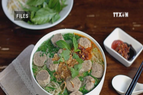 Pho with beef meatballs among best street foods in Asia