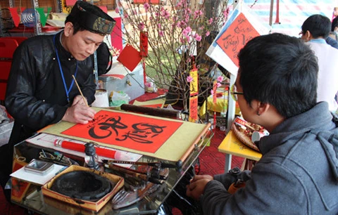 Hanoi: calligraphy fest to run during Tet