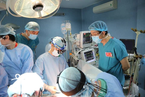 Vietnam's first living donor lung transplant succeeds