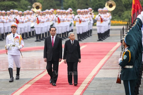 Welcoming ceremony for Japanese Emperor in Hanoi