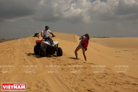 White Sand Dunes in PhanThiet attract tourists