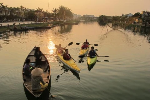 Kayak tours help clean up river in Hoi An
