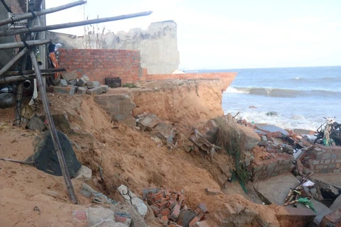 Severe erosion threatens central coastal province 