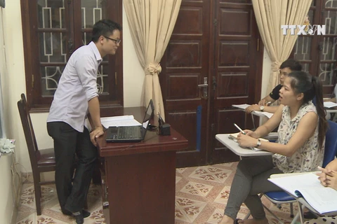 Cambodian language class in Hanoi 
