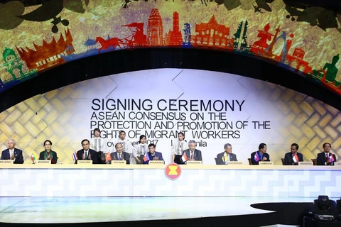 ASEAN reach consensus on protecting rights of migrant workers