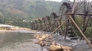 Water wheels stun visitors to northwestern region