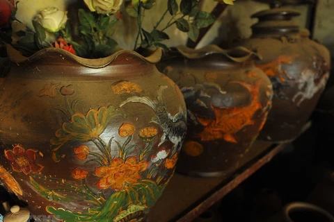 Exploring Gia Thuy pottery village in Ninh Binh province