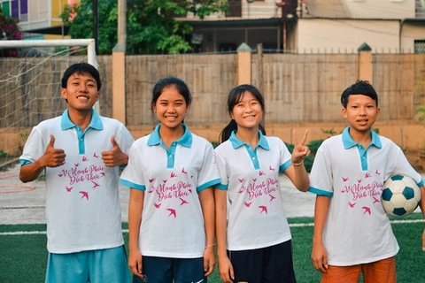 Vietnamese children join FIFA football festival in Moscow