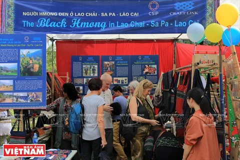 Ethnic minority market opens in Hanoi