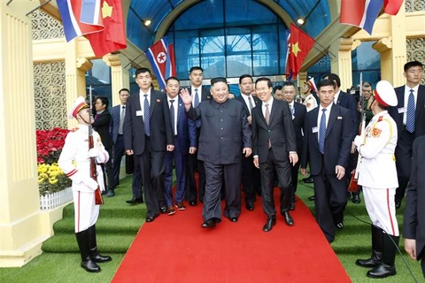 DPRK Chairman arrives in Vietnam 