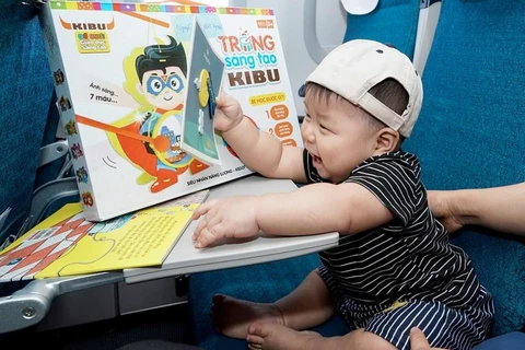 Young passengers welcome Mid-Autumn festival on VNA flights