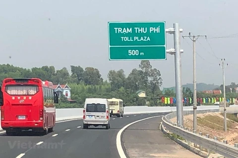 Deputy PM orders technical opening of Bac Giang – Lang Son expressway