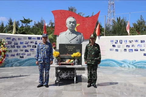 General Vo Nguyen Giap statue a pride of Truong Sa people and soldiers
