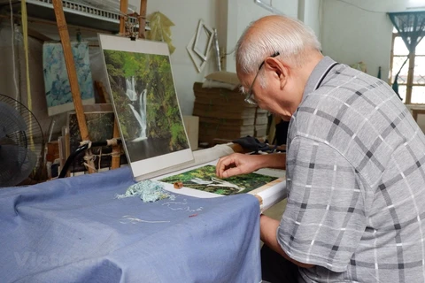 Hanoi's elderly artisan works to keep embroidery craft alive