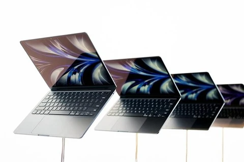 Apple plans to start producing MacBooks in Vietnam by mid-2023
