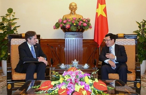 Vietnam FM, US Deputy Secretary of State discuss bilateral ties 