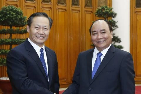 PM asks Guangxi to import more Vietnamese goods