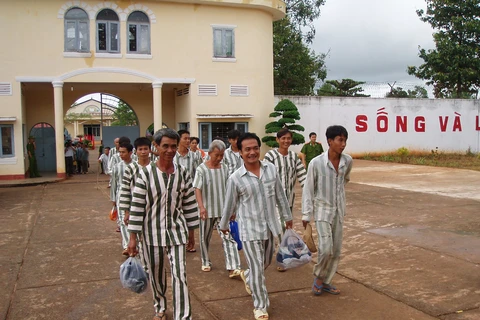 Binh Phuoc: 367 prisoners granted clemency