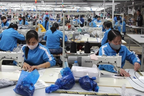 Vietnam’s textile exports inch up 6.1 percent